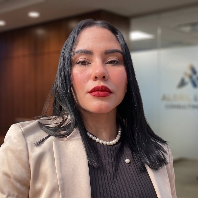 Adriana Marcela Oliveros Correa